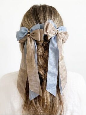 NWT Berry Set of 2 Oversized Satin Bow Hair Clips Blue Taupe Coquette